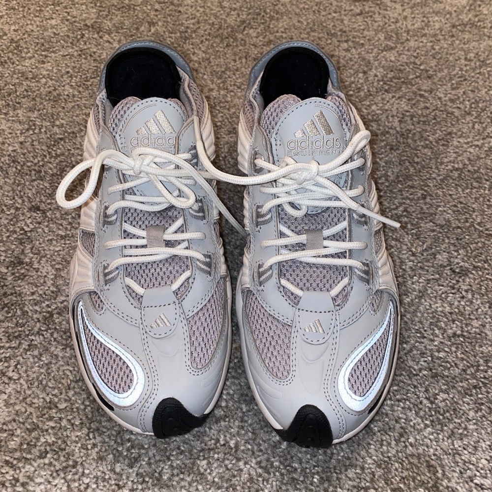 Adidas torsion shoes